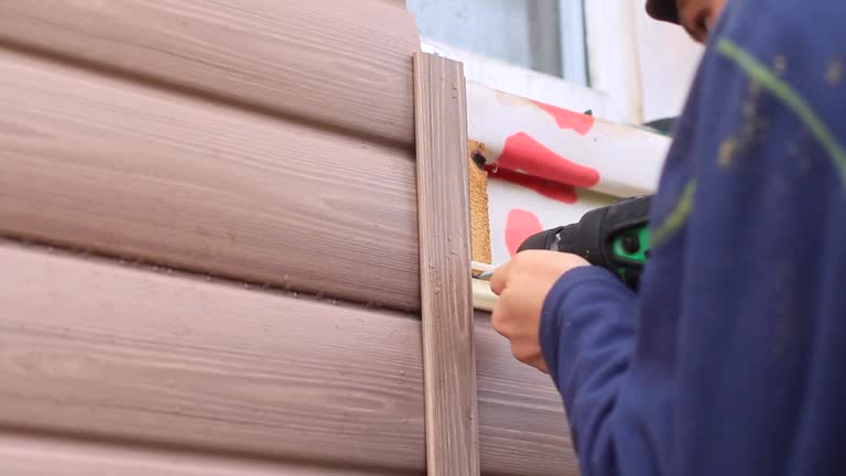 Professional Siding Installation & Repair in Wind Point, WI